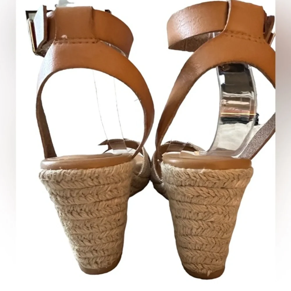 Old Navy‎ Oatmeal Canvas & Tan Leather Espadrille Wedges Size 8.5